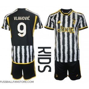 Juventus Dusan Vlahovic #9 Replik Heimtrikot Kinder 2023-24 Kurzarm (+ Kurze Hosen)